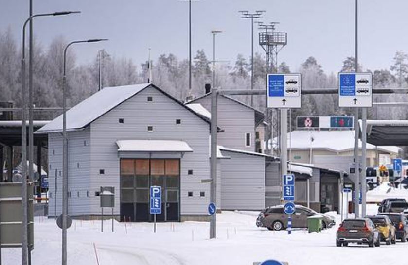 Finland shut down three checkpoints on border with Russia