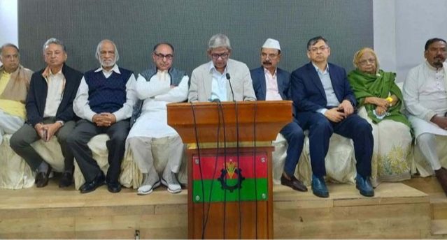 একটি মহল দেশকে নৈরাজ্যের পথে নিতে চায়: বিএনপি