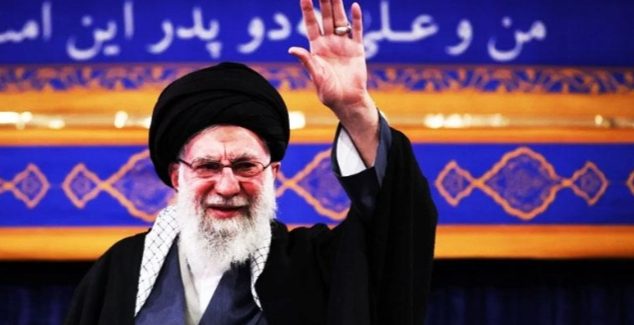 অহংকারী ট্রাম্পের পতন হবেই, খামেনির হুঁশিয়ারি