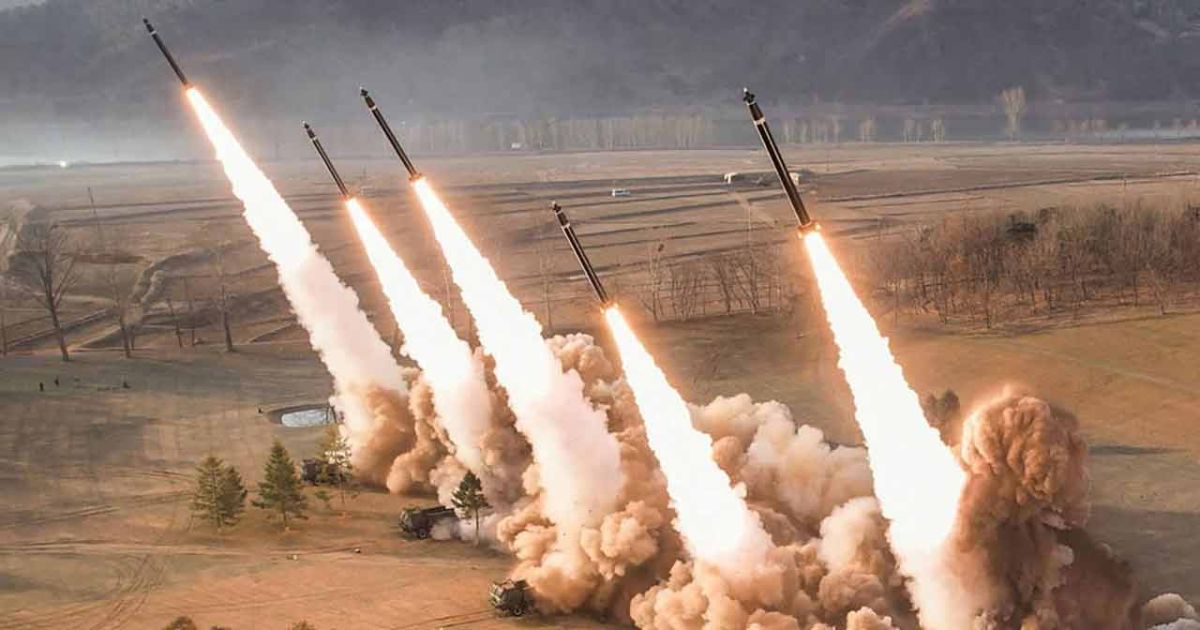 ১০ মিনিটে ৩০টি ক্ষেপণাস্ত্র নিক্ষেপ, আতঙ্কে দিশাহারা ইসরায়েলিরা