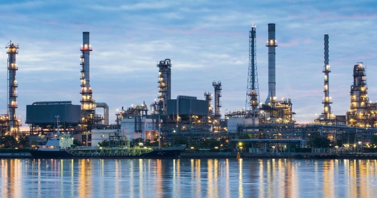 ইরানি তেল কেনায় চীনের ওপর যুক্তরাষ্ট্রের নিষেধাজ্ঞা