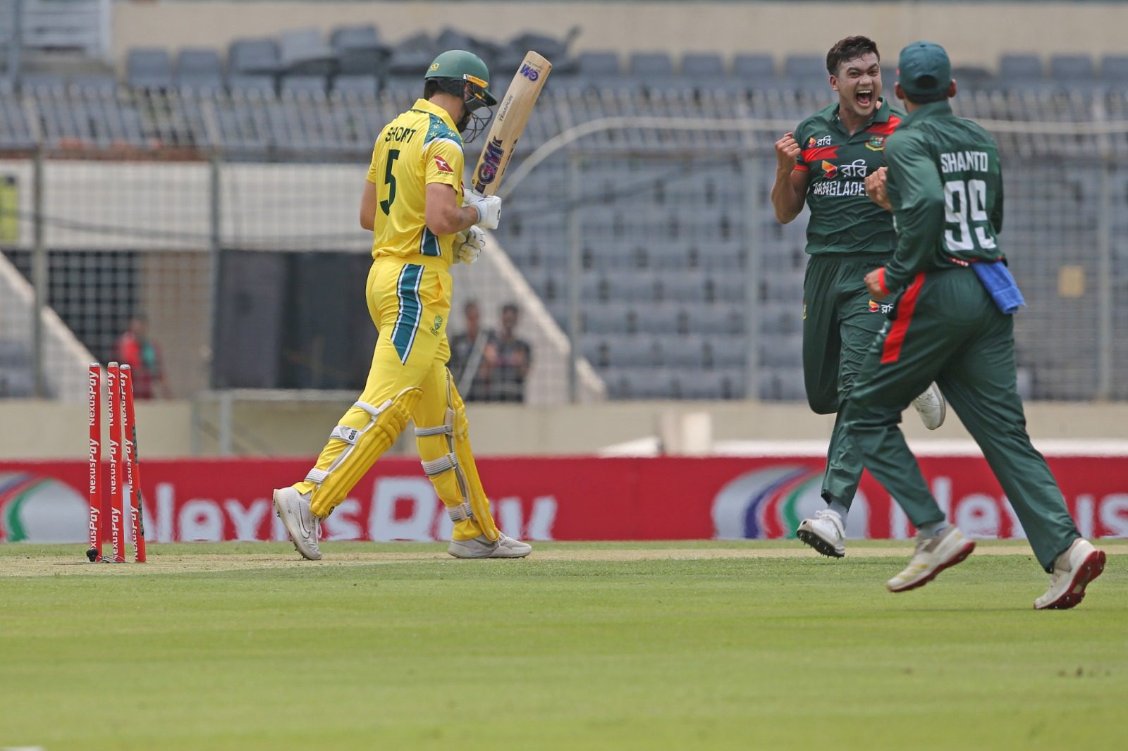 3 wickets for 0 runs: Bangladesh force Australia into an embarrassing ODI first